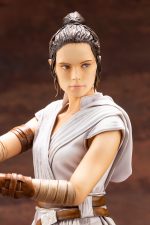 Star Wars: The Rise of Skywalker Rey ARTFX Statue - Image 10