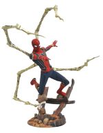 Marvel Premier Collection Avengers: Infinity War Iron Spider-Man Statue - Image 3