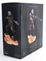 Star Wars Premier Collection The Mandalorian MK1 Statue by Diamond Select / Gentle Giant - Image 2