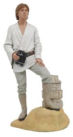 Star Wars Premier Collection Luke Dreamer Statue - Officially Licensed Product - Image 4