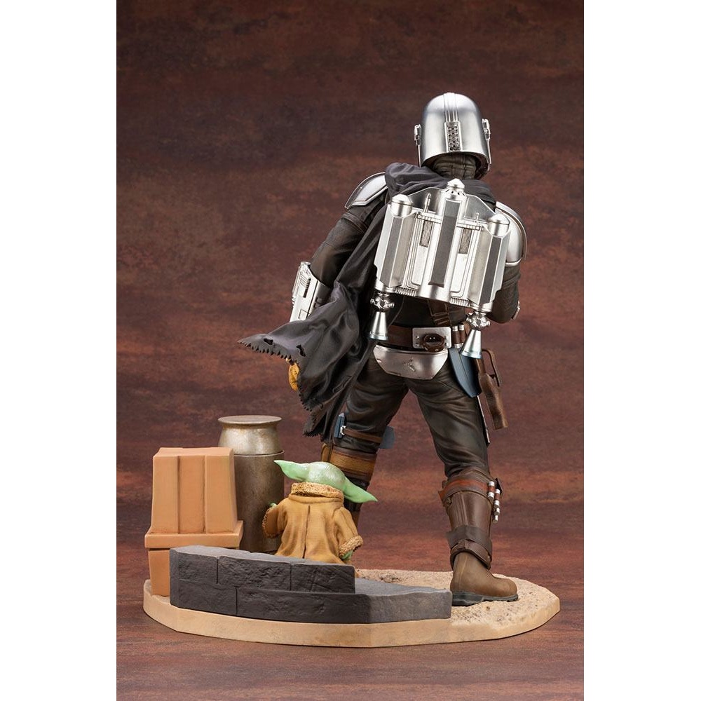 Star Wars The Mandalorian - Statuilla Ufficiale A Grandezza Naturale Di "The Child" (Grogu) - Sideshow Collezionismo